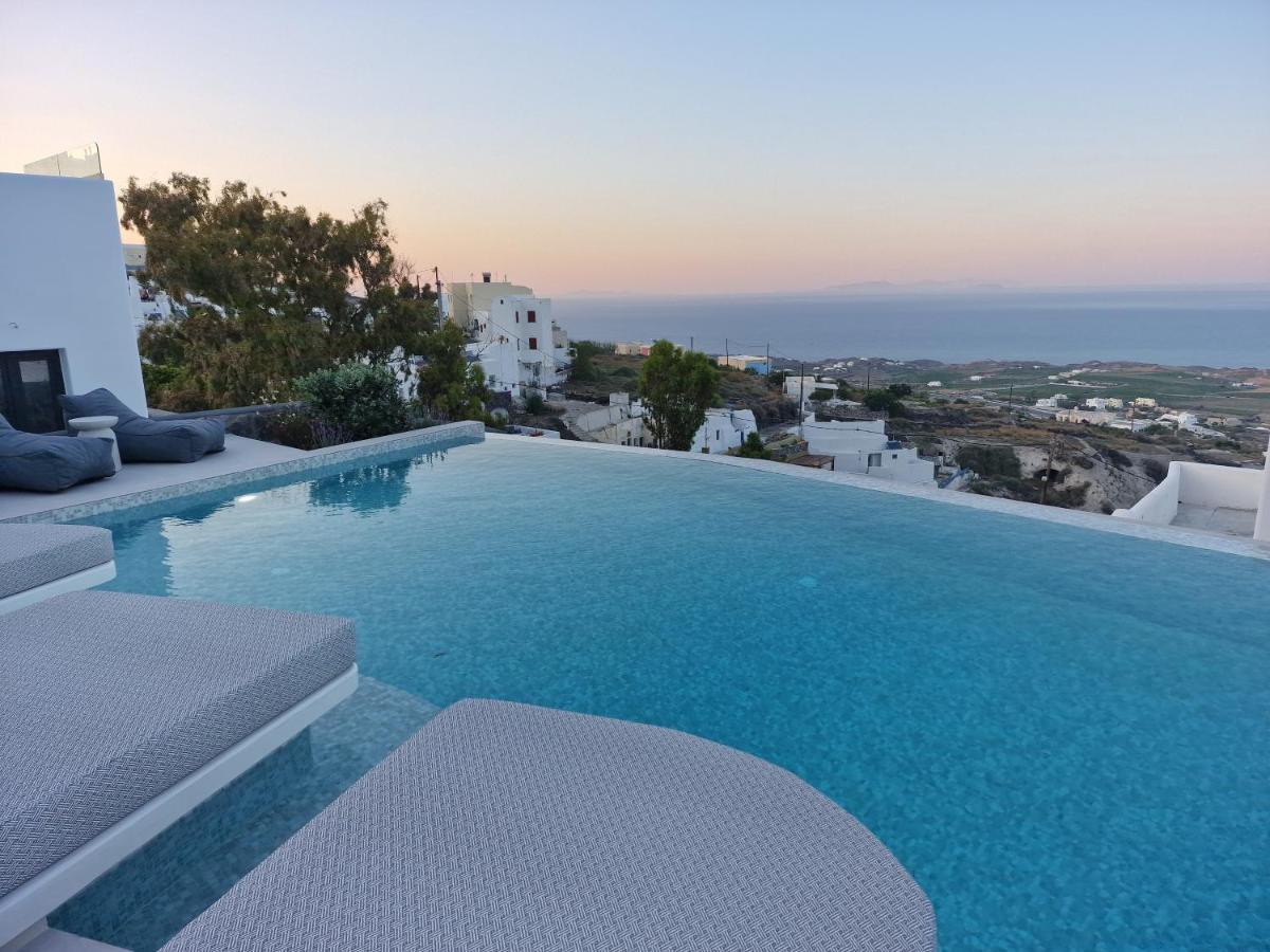 Cuore Santo Suites Fira  Exterior photo