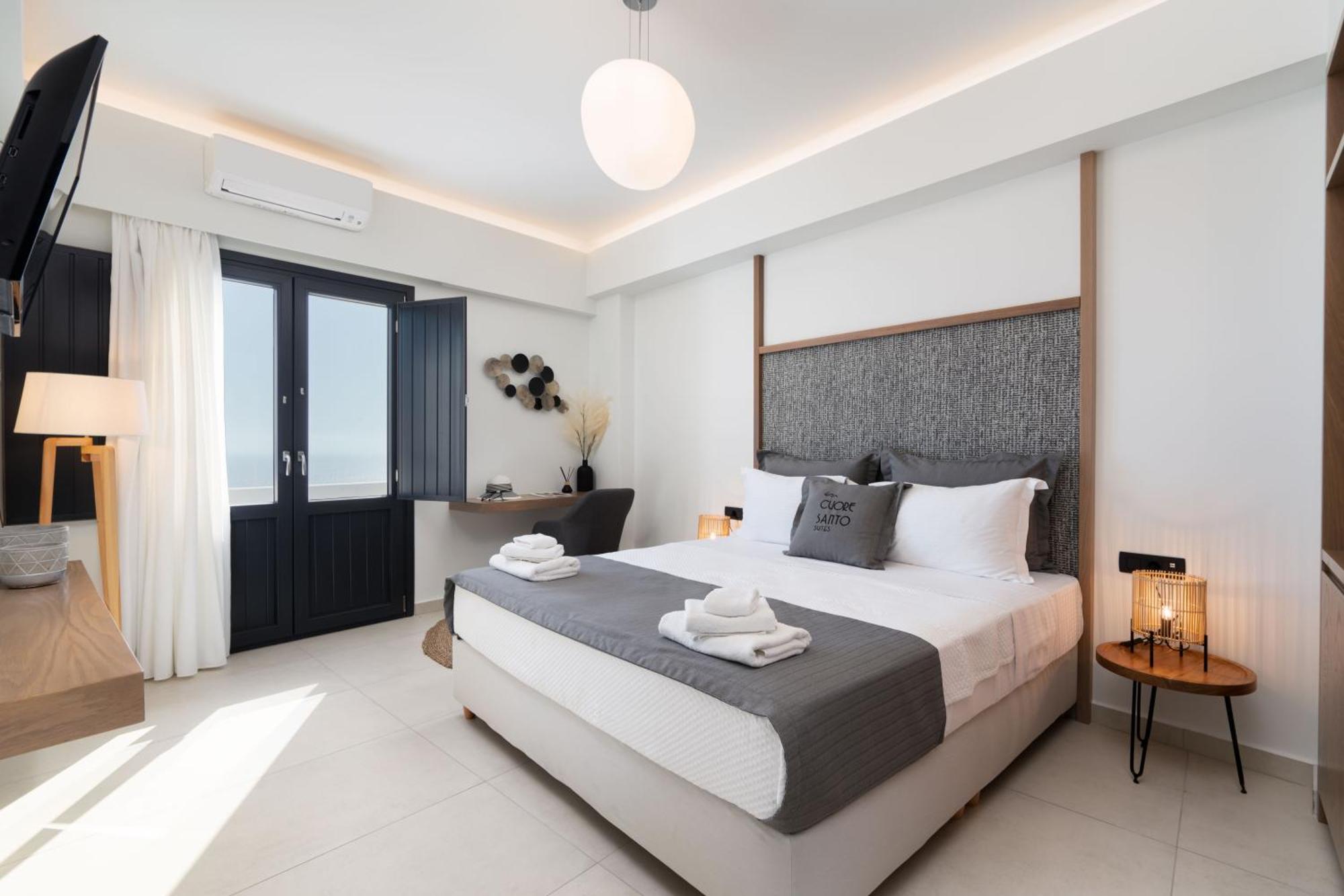 Cuore Santo Suites Fira  Exterior photo