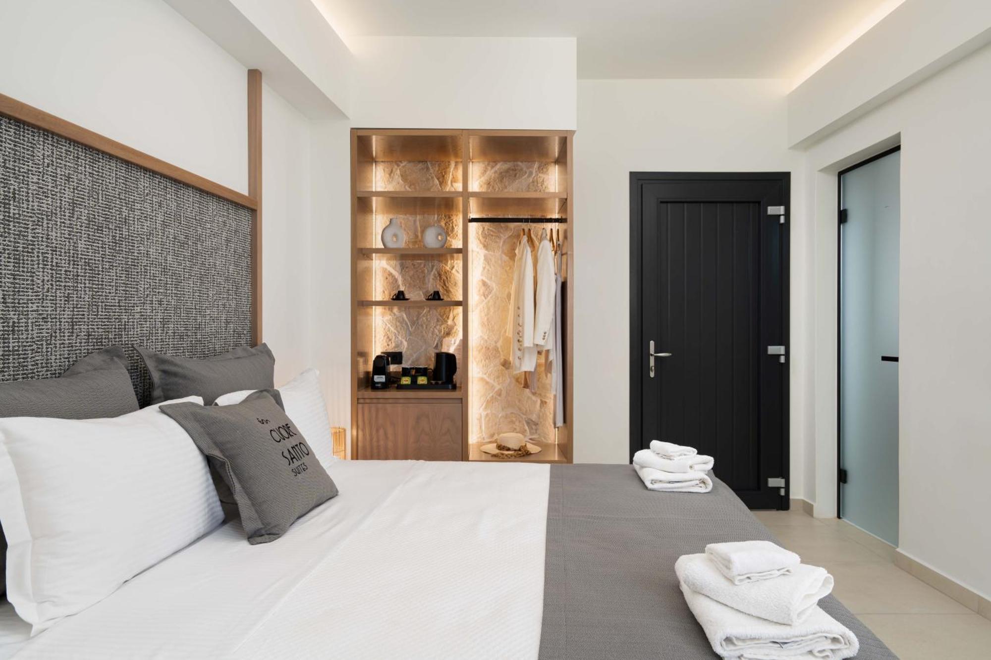 Cuore Santo Suites Fira  Room photo