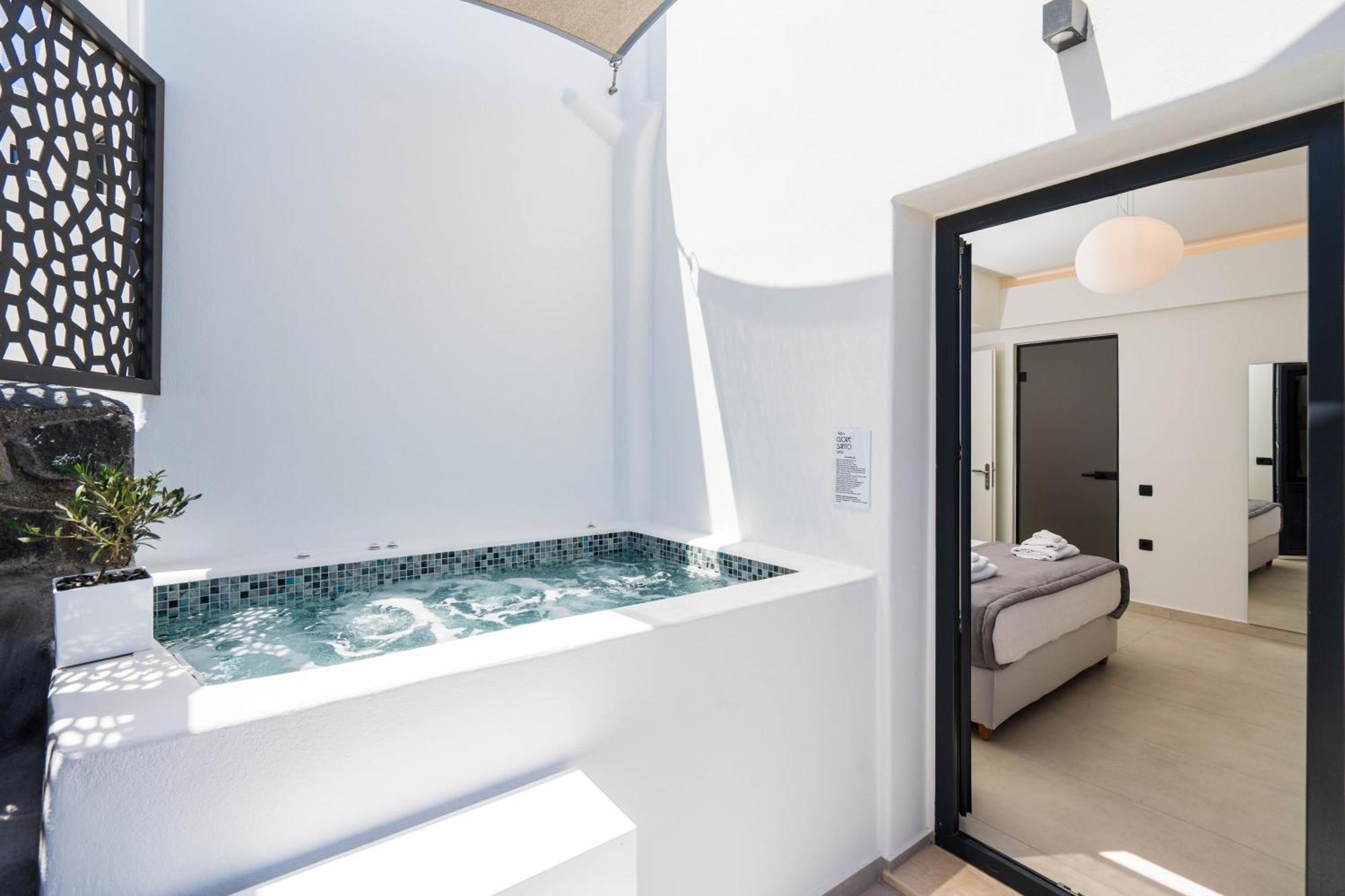 Cuore Santo Suites Fira  Exterior photo