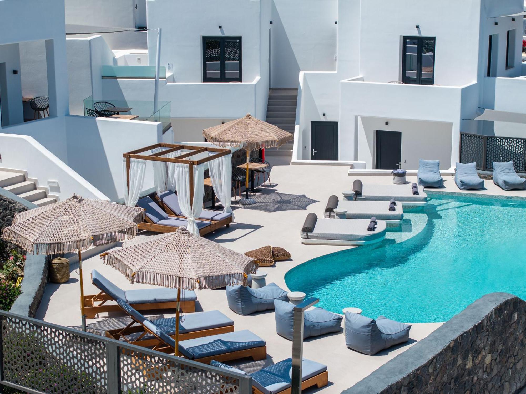 Cuore Santo Suites Fira  Exterior photo