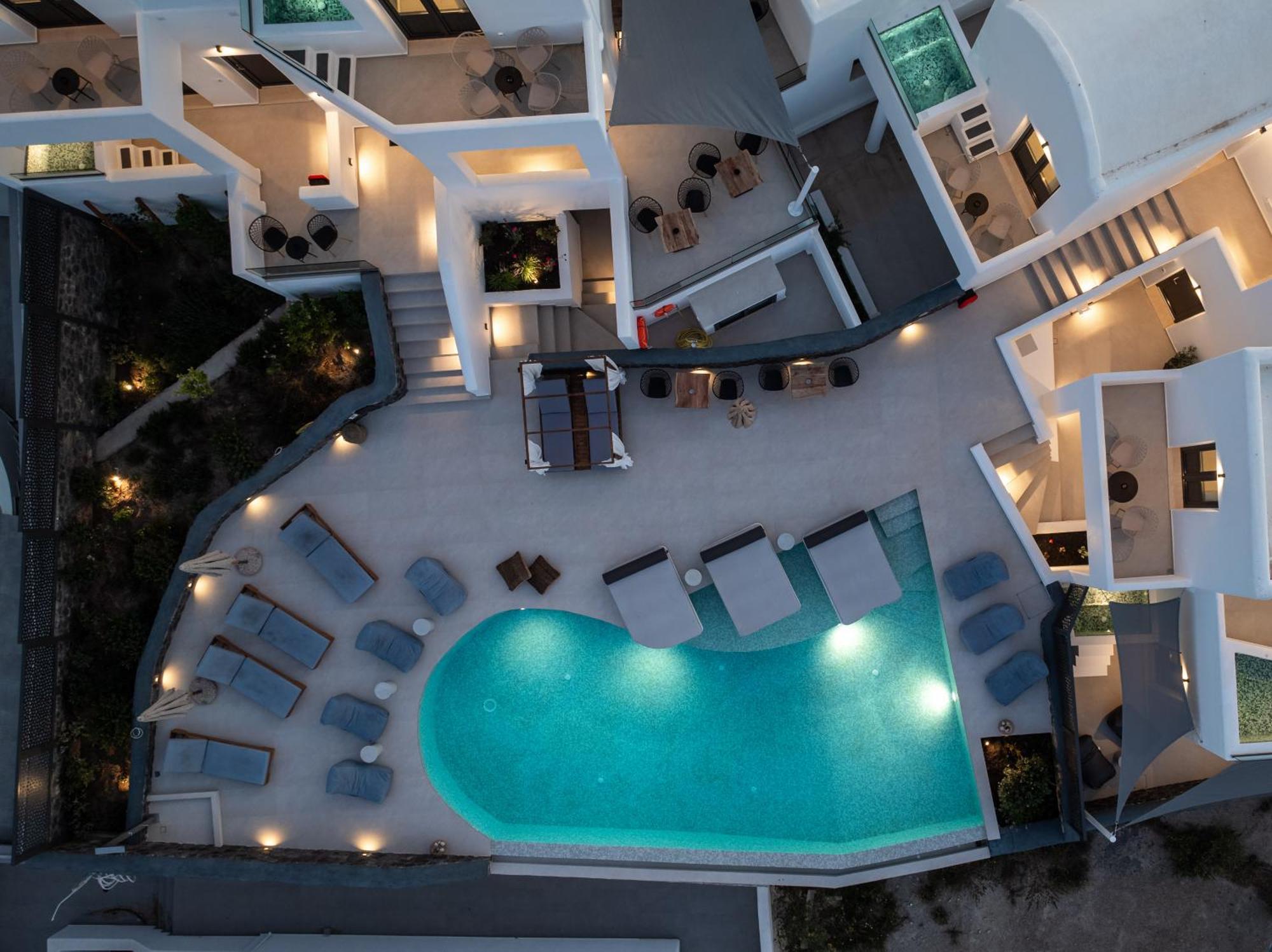 Cuore Santo Suites Fira  Exterior photo